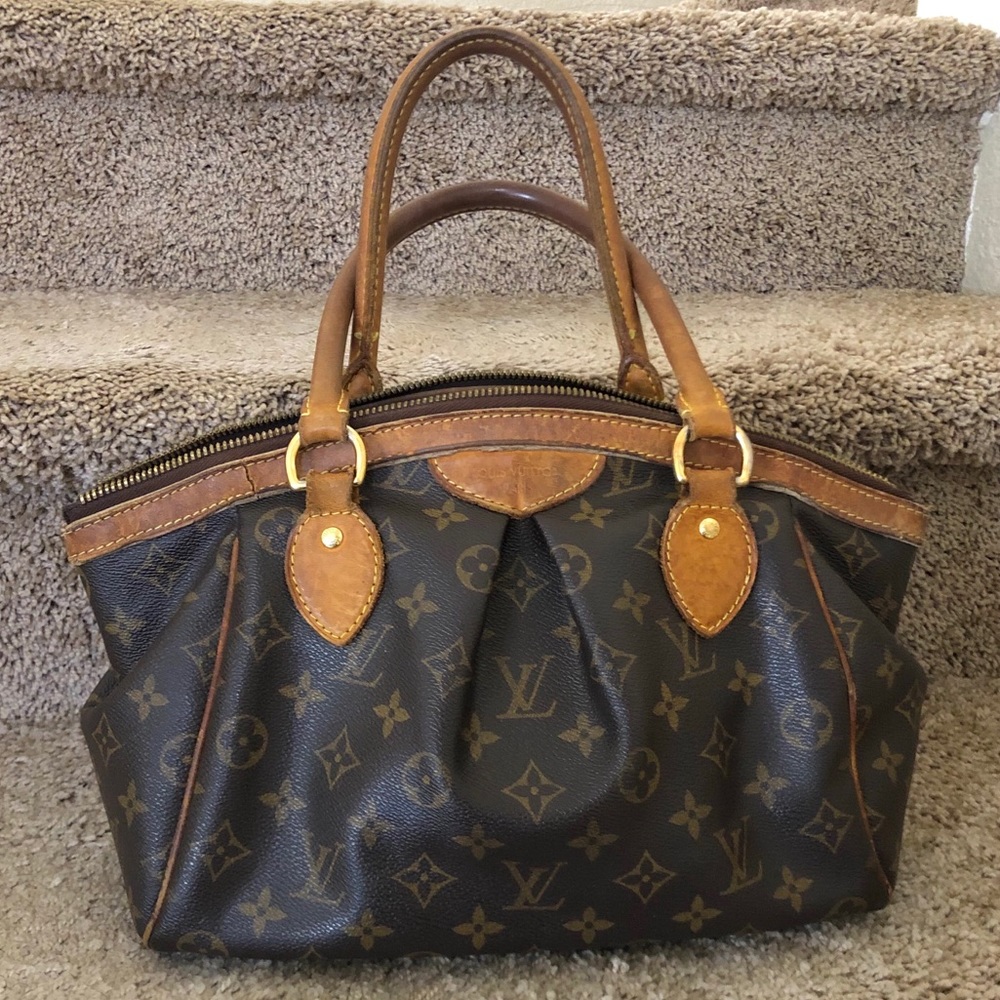 AUTHENTIC Louis Vuitton Tivoli Shoulder Bag